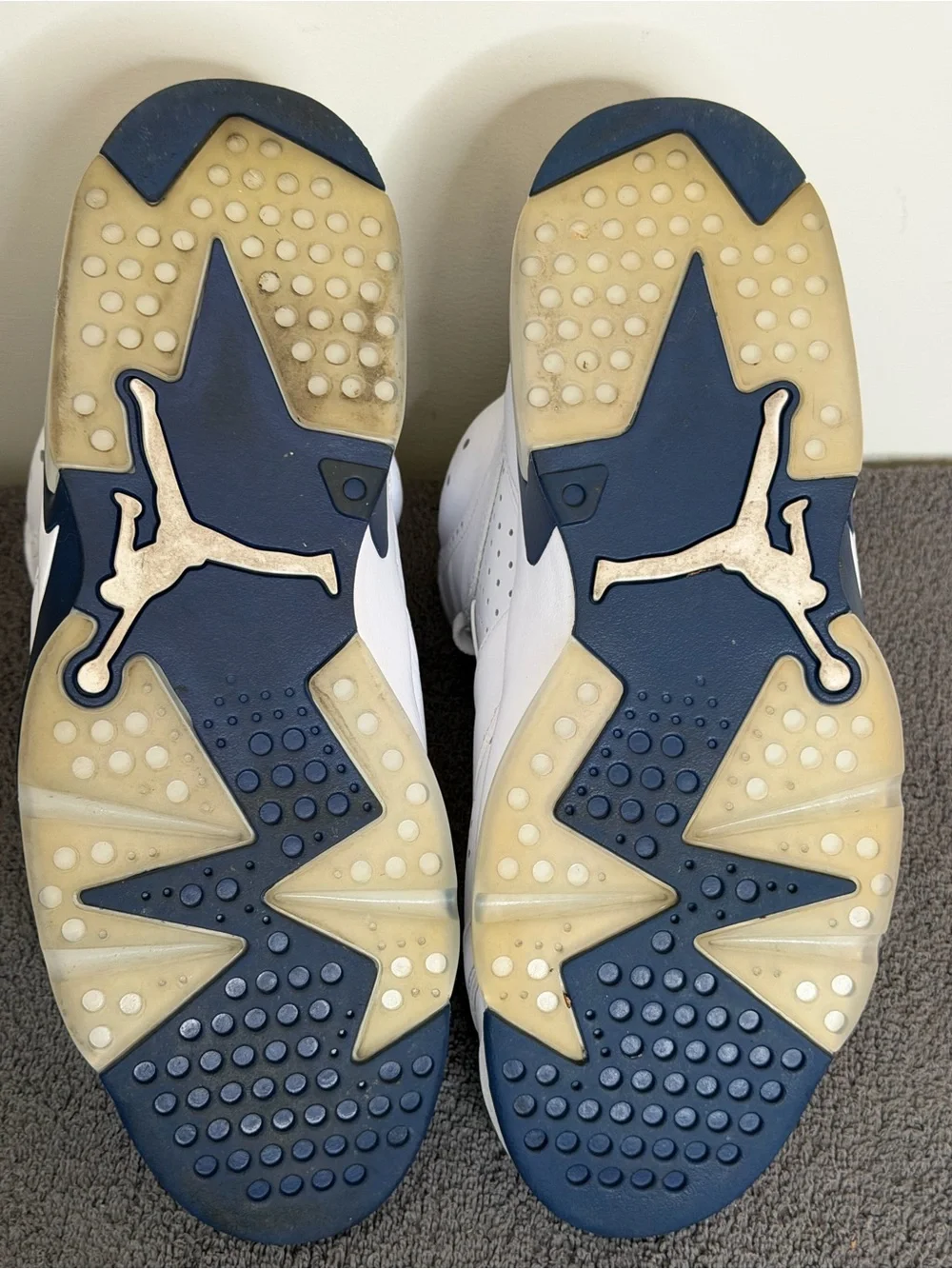 Air Jordan 6 Retro Midnight Navy 2022 Men’s size 11